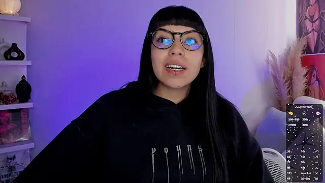 Snapshot of Saraa_Desiree chatting on 09/23/25, 12:41 Saraa Desiree online show from 09/23/25, 12:41