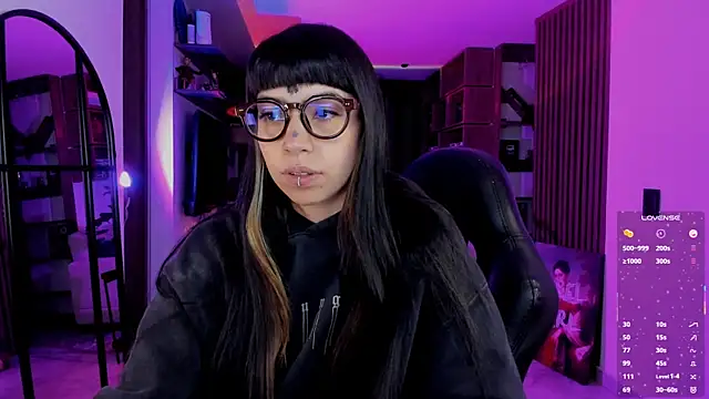 Snapshot of Saraa_Desiree chatting on 02/18/26, 11:22 Saraa Desiree online show from 02/18/26, 11:22