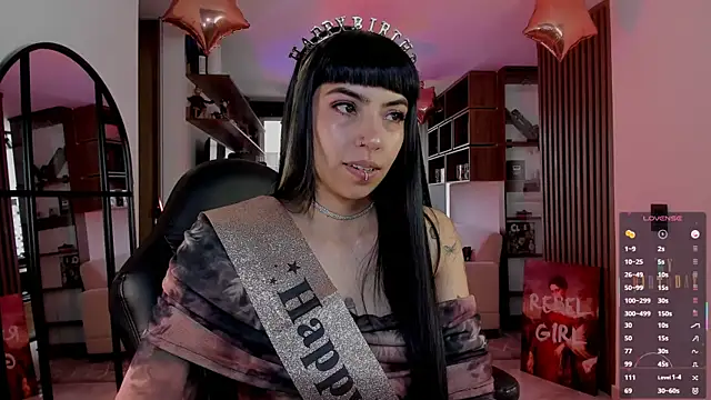 Snapshot of Saraa_Desiree chatting on 02/19/26, 07:32 Saraa Desiree online show from 02/19/26, 07:32