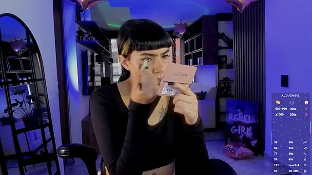 Snapshot of Saraa_Desiree chatting on 02/24/26, 08:29 Saraa Desiree online show from 02/24/26, 08:29