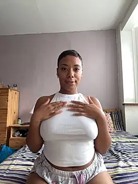 Melia Rayne online show from 10/18/25, 11:55