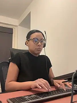 Melia Rayne online show from 02/27/26, 10:26