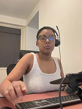 Melia Rayne online show from 03/03/26, 11:16