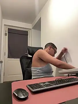 Melia Rayne online show from 04/15/26, 09:16