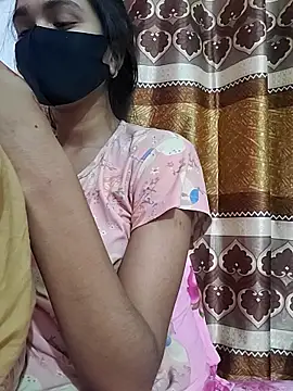 sexy-trisha1 online show from 03/17/25, 04:01