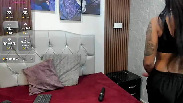 Devil AliceXo online show from 10/27/25, 09:08