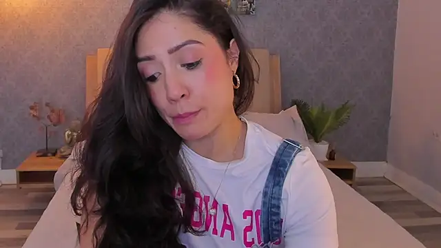 isabella winkler online show from 03/20/25, 08:19