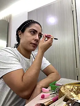 isabella winkler online show from 01/08/26, 02:30