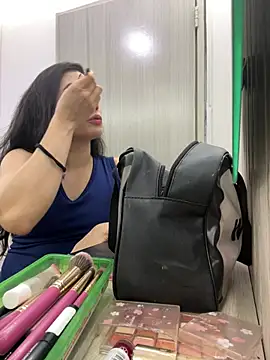 isabella winkler online show from 02/16/26, 01:07