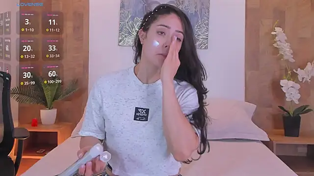 isabella winkler online show from 04/12/26, 10:31