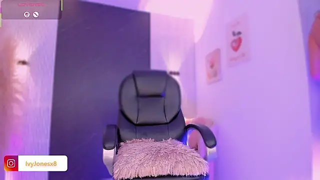 IvyJonesX online show from 03/10/26, 11:10