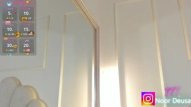 Snapshot of Candaceoweens chatting on 03/10/26, 04:06 Candaceoweens online show from 03/10/26, 04:06