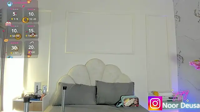 Snapshot of Candaceoweens chatting on 03/16/26, 03:45 Candaceoweens online show from 03/16/26, 03:45