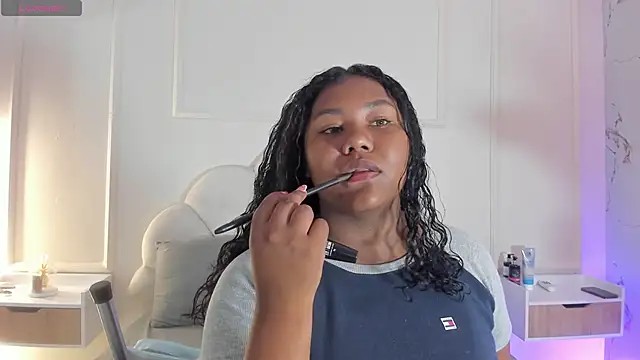 Snapshot of Candaceoweens chatting on 03/24/26, 03:44 Candaceoweens online show from 03/24/26, 03:44