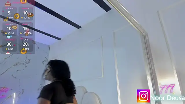 Snapshot of Candaceoweens chatting on 03/29/26, 03:39 Candaceoweens online show from 03/29/26, 03:39