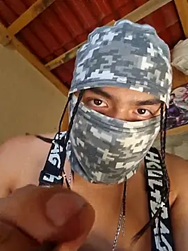 Snapshot of LAL0M4D4R4 chatting on 09/22/25, 10:01 LAL0M4D4R4 online show from 09/22/25, 10:01