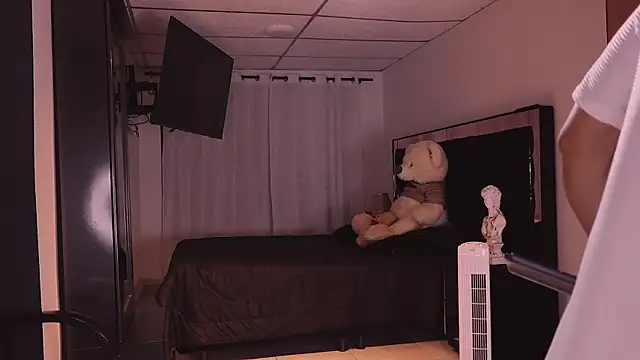 ErosKhaos online show from 10/05/25, 03:27