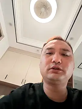 Snapshot of ll521521a chatting on 04/05/26, 01:58 ll521521a online show from 04/05/26, 01:58