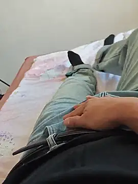 Snapshot of ll521521a chatting on 04/10/26, 04:39 ll521521a online show from 04/10/26, 04:39