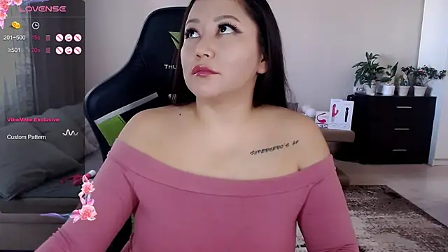 LisaAsianFlower online show from 09/18/25, 03:41