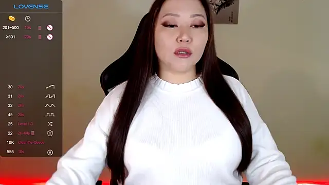 Snapshot of LisaAsianFlower chatting on 05/14/26, 02:51 LisaAsianFlower online show from 05/14/26, 02:51
