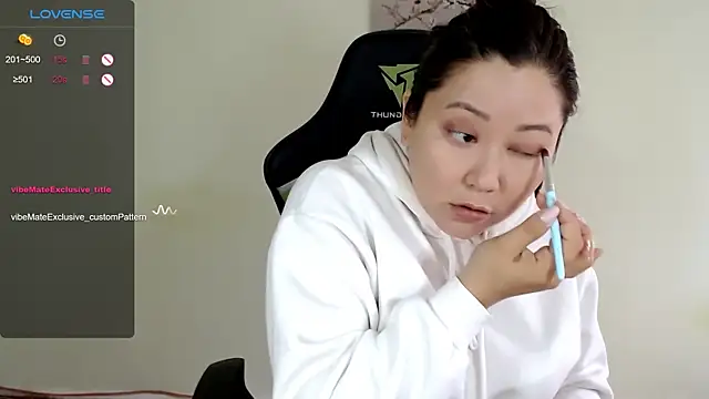 Snapshot of LisaAsianFlower chatting on 05/22/26, 02:08 LisaAsianFlower online show from 05/22/26, 02:08