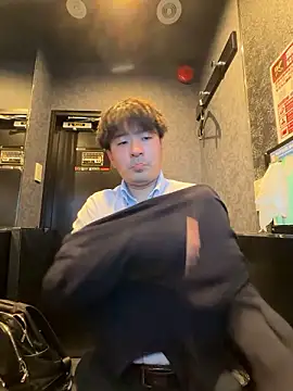 waka3232 online show from 11/28/25, 02:09