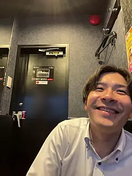 Snapshot of waka3232 chatting on 06/18/26, 11:14 waka3232 online show from 06/18/26, 11:14