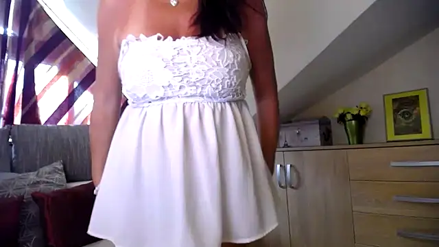 Snapshot of Kathylovexxx chatting on 05/27/26, 03:20 Kathylovexxx online show from 05/27/26, 03:20