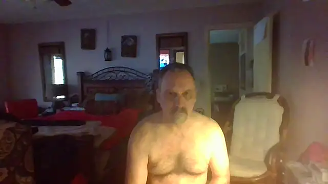 Snapshot of HunkofRock chatting on 03/20/26, 01:16 HunkofRock online show from 03/20/26, 01:16