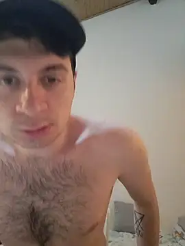 Snapshot of Maracujand80 chatting on 03/25/26, 01:39 Maracujand80 online show from 03/25/26, 01:39