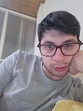 Snapshot of Maracujand80 chatting on 03/31/26, 03:56 Maracujand80 online show from 03/31/26, 03:56