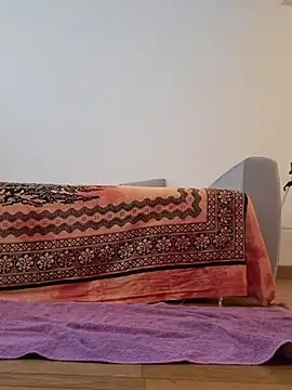 Snapshot of Maracujand80 chatting on 04/04/26, 12:02 Maracujand80 online show from 04/04/26, 12:02