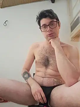 Snapshot of Maracujand80 chatting on 04/11/26, 10:30 Maracujand80 online show from 04/11/26, 10:30