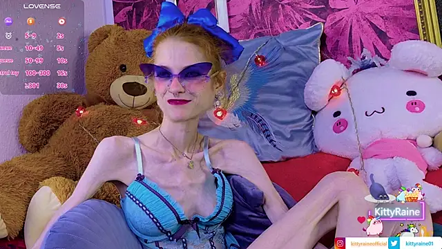 Snapshot of KittyRaine chatting on 06/23/26, 12:58 KittyRaine online show from 06/23/26, 12:58