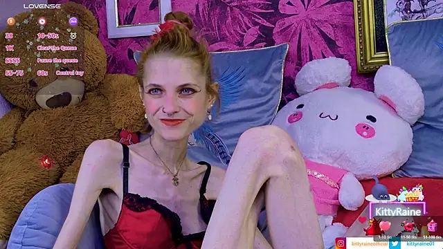 Snapshot of KittyRaine chatting on 07/03/26, 01:06 KittyRaine online show from 07/03/26, 01:06