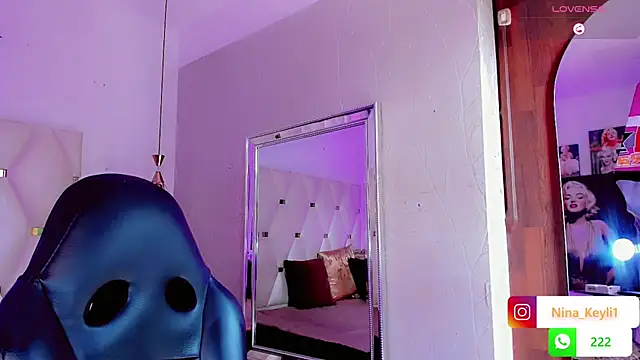 Nina Keyli online show from 12/14/25, 07:29