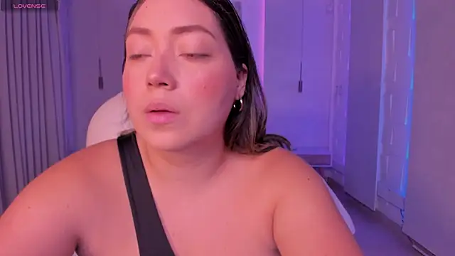 heidy johns online show from 10/28/25, 03:21