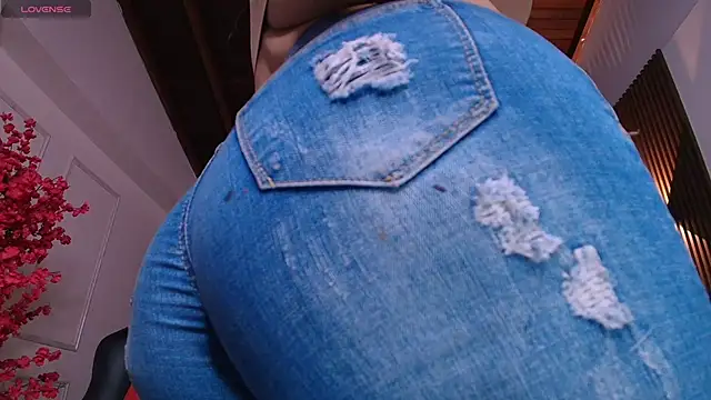 Snapshot of heidy_johns chatting on 03/20/26, 03:11 heidy johns online show from 03/20/26, 03:11