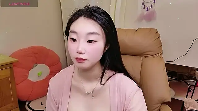 Snapshot of shaovu chatting on 03/19/26, 02:15 shaovu online show from 03/19/26, 02:15