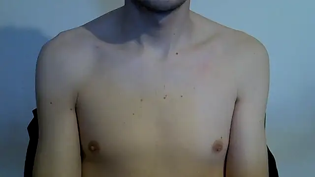 Snapshot of arnoanro chatting on 03/15/25, 04:43 arnoanro online show from 03/15/25, 04:43