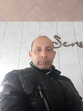 locotronalo online show from 09/27/25, 12:43