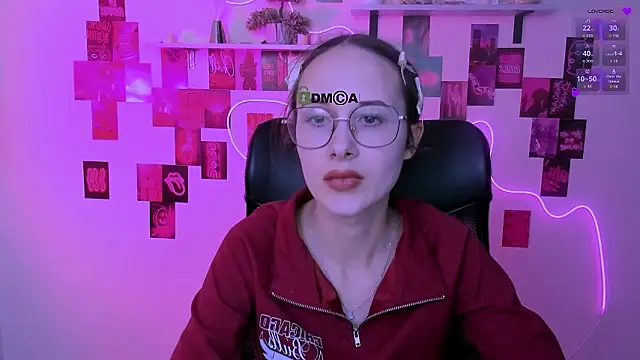 mona cloud online show from 03/13/26, 09:10