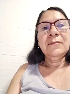 Snapshot of victoria_wayne chatting on 05/05/26, 10:01 victoria wayne online show from 05/05/26, 10:01
