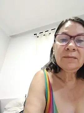 Snapshot of victoria_wayne chatting on 05/22/26, 10:54 victoria wayne online show from 05/22/26, 10:54