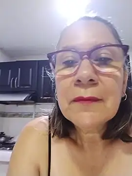 Snapshot of victoria_wayne chatting on 06/10/26, 10:25 victoria wayne online show from 06/10/26, 10:25