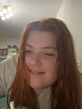 Snapshot of Dreamy_Desire chatting on 03/07/25, 05:28 Dreamy Desire online show from 03/07/25, 05:28