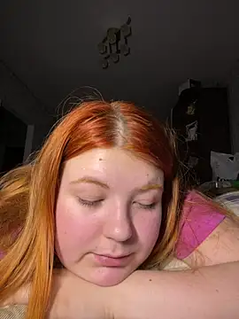 Snapshot of Dreamy_Desire chatting on 03/21/25, 08:50 Dreamy Desire online show from 03/21/25, 08:50