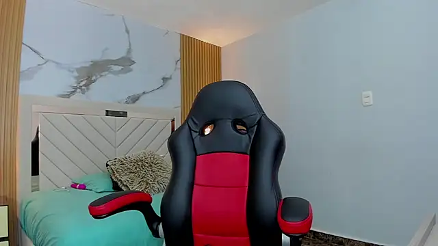 lisa prescot online show from 10/25/25, 12:02