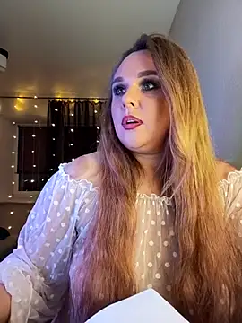 Juicy PeachLux online show from 12/18/25, 05:08